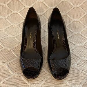 Enzo Angiolini Brown Patent Leather Pumps Heels Croc Classic Sexy Formal Work